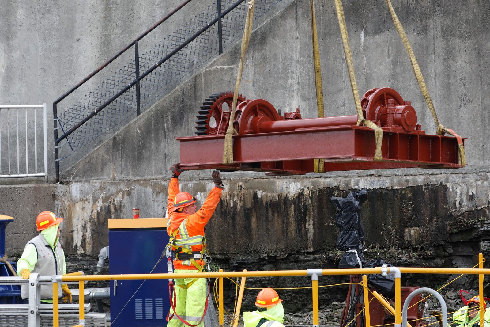 A Closer Look: Navigating the Lockport Locks